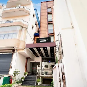 3* Hotel Townhouse Ram Katora Near Vishwanath Temple Formerly Sv Grand